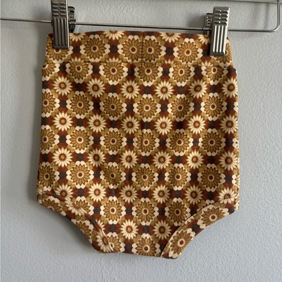 Kate Quinn floral bloomers 6/12M - Picture 5 of 5